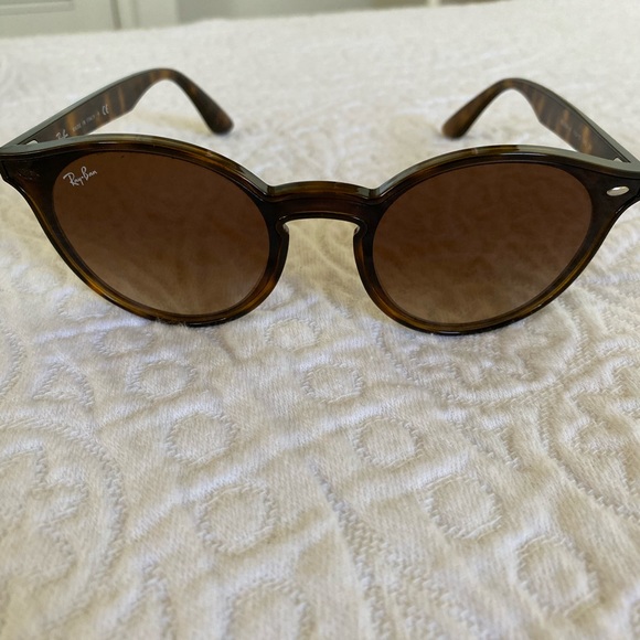 Authentic Ray ban RB2180 - Picture 4 of 4